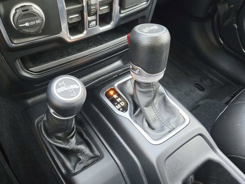Used 2021 Jeep Wrangler Unlimited Sport image 35