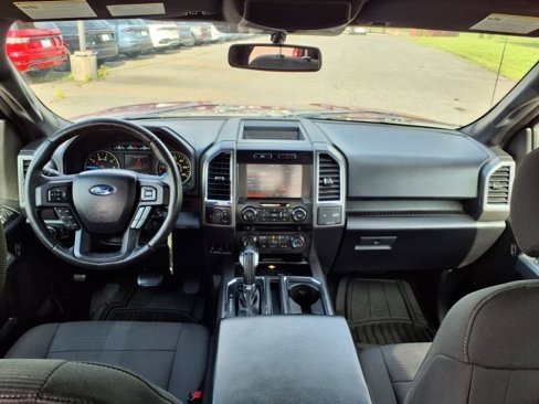 Used 2015 Ford F150 XLT w/ Equipment Group 302A Luxury image 24