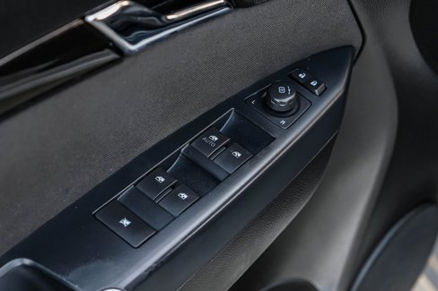 Used 2013 Chevrolet Captiva Sport LT image 34