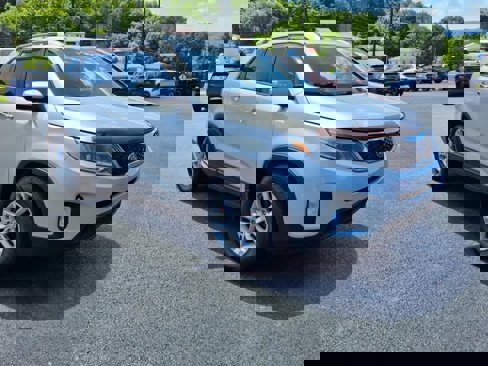 Used 2014 Kia Sorento LX image 9