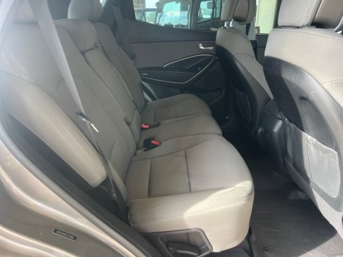 Used 2017 Hyundai Santa Fe Sport w/ 2.4L Value Package 06 image 24