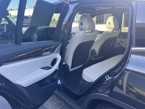 Used 2019 BMW X3 xDrive30i w/ Premium Package image 19