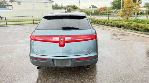 Used 2010 Lincoln MKT AWD image 7