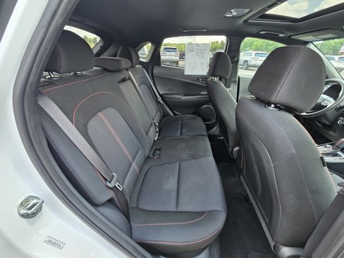 Used 2022 Hyundai Kona N Line w/ Tech Package image 27