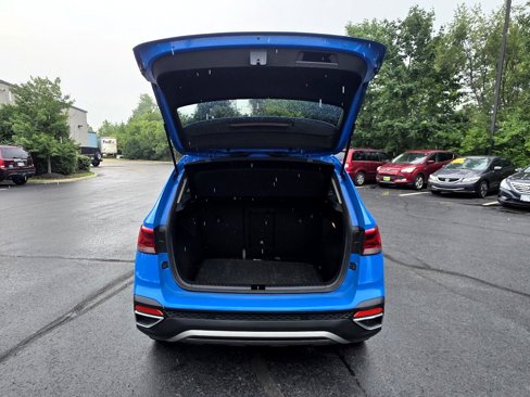 Used 2022 Volkswagen Taos SE image 36