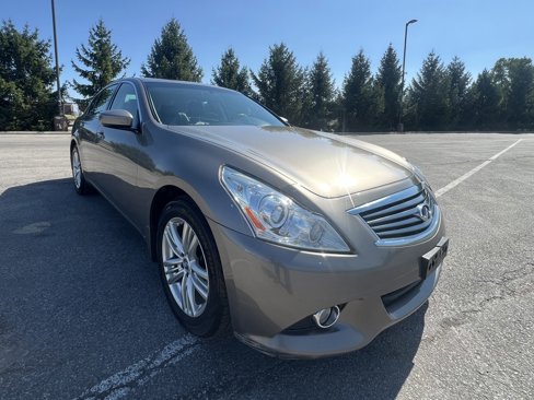 Used 2013 INFINITI G37 x w/ Premium Pkg image 7