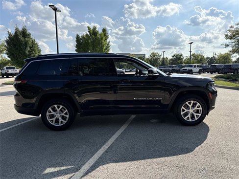Used 2022 Jeep Grand Cherokee L Limited image 4