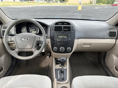 Used 2009 Kia Spectra EX image 9