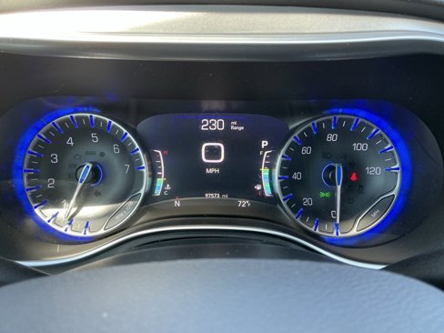 Used 2019 Chrysler Pacifica Touring-L Plus w/ Advanced Safetytec Group image 58