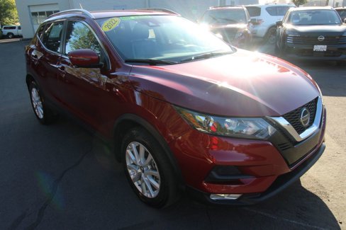 Used 2022 Nissan Rogue Sport SV w/ Technology Package image 7