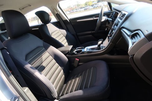 Used 2013 Ford Fusion SE image 9