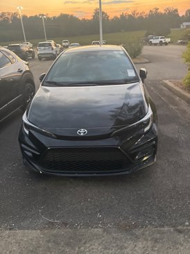 Used 2023 Toyota Corolla SE image 2