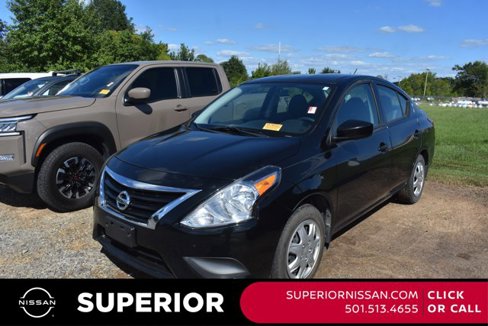 Used 2019 Nissan Versa S image 1