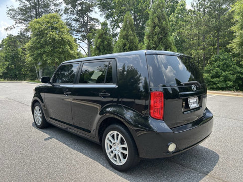 Used 2008 Scion xB image 9