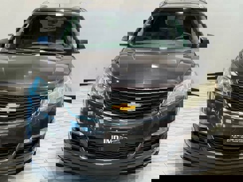 Used 2017 Chevrolet Traverse LS image 4
