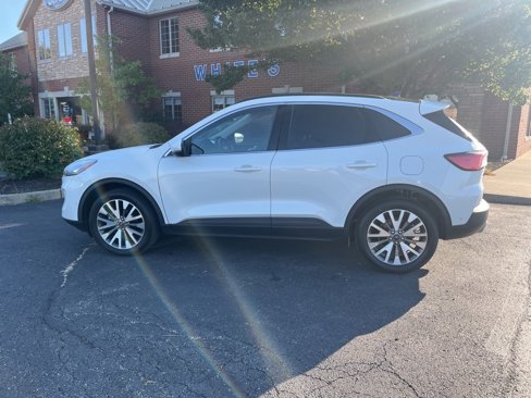 Certified 2020 Ford Escape Titanium w/ Titanium Premium Package 2.0 image 11