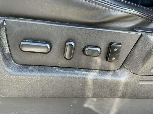 Used 2013 Ford F150 Platinum image 12