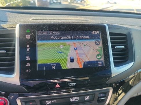 Used 2016 Honda Pilot Touring image 3