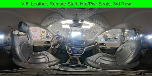 Used 2018 Chrysler Pacifica Touring-L image 9