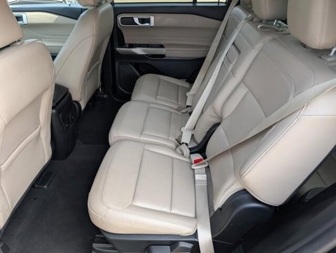 Used 2023 Ford Explorer XLT w/ Equipment Group 202A image 24