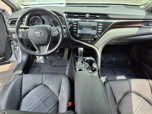 Used 2019 Toyota Camry XLE image 20