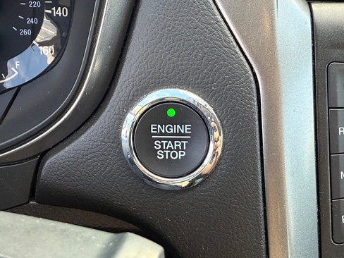Used 2017 Ford Fusion SE image 27