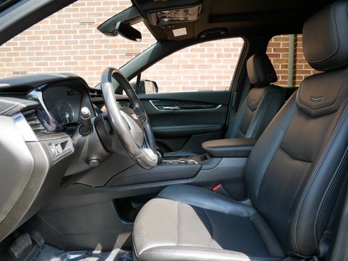 Used 2021 Cadillac XT6 Premium Luxury w/ LPO, Floor Liner Package image 6