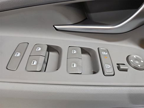 New 2025 Hyundai Elantra Sport image 26