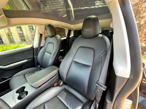 Used 2021 Tesla Model Y Performance image 38