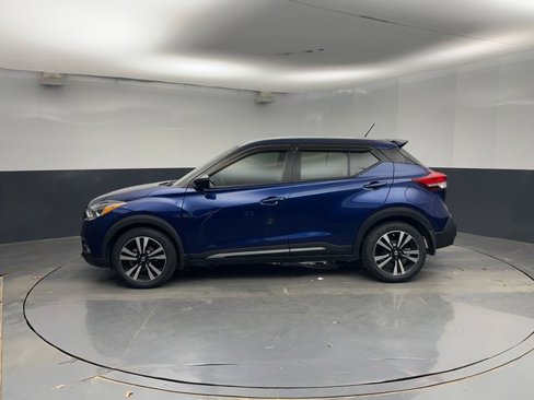 Used 2020 Nissan Kicks SR image 6