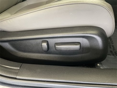 Used 2018 Honda Civic Touring image 19
