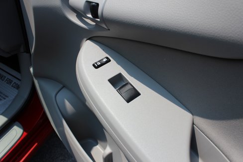 Used 2009 Toyota Corolla LE image 32