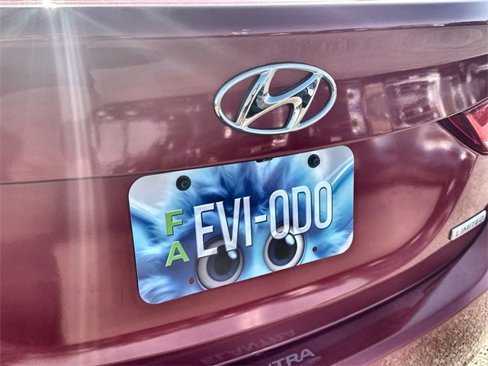Used 2013 Hyundai Elantra Limited w/ Technology Pkg image 18