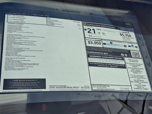 Certified 2025 Land Rover Discovery S image 19
