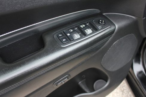 Used 2016 Dodge Durango Limited image 28
