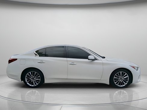 Used 2019 INFINITI Q50 Luxe w/ Essential Package (3.0T Luxe) image 32