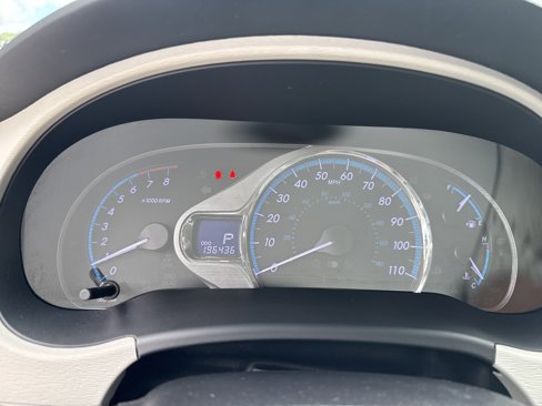 Used 2014 Toyota Sienna XLE image 25