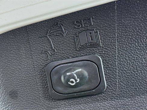 Used 2019 Ford Escape SEL image 28