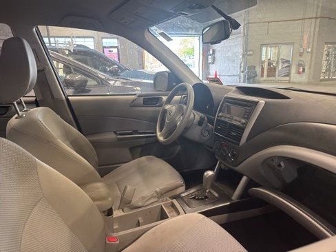 Used 2012 Subaru Forester 2.5X image 7