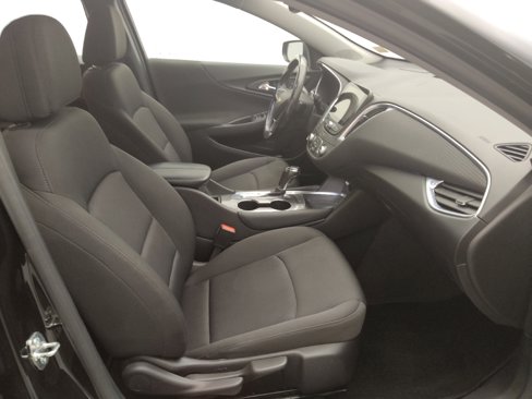 Used 2018 Chevrolet Malibu LT w/ Driver Confidence Package image 21