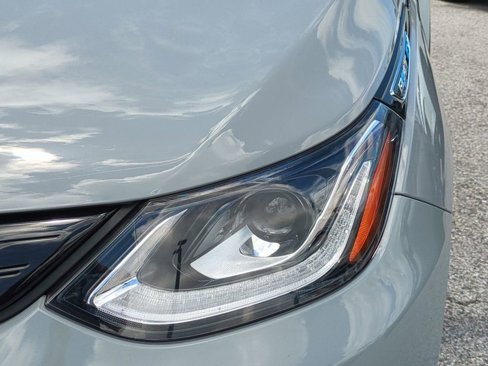 Used 2020 Chevrolet Bolt Premier w/ Infotainment Package image 9