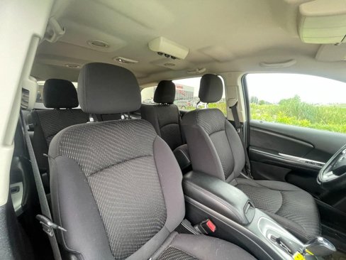 Used 2012 Dodge Journey SXT w/ Popular Equipment Group image 4