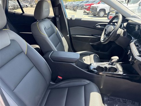 Used 2025 Chevrolet Trax ACTIV w/ Driver Confidence Package image 24
