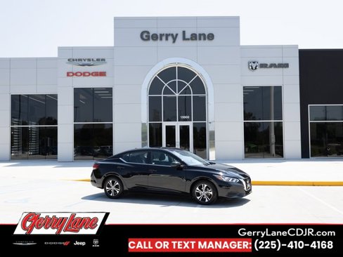 Used 2023 Nissan Sentra SV image 1