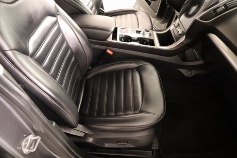 Used 2024 Ford Edge SEL image 13