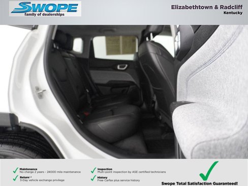 Used 2022 Jeep Compass Latitude image 9