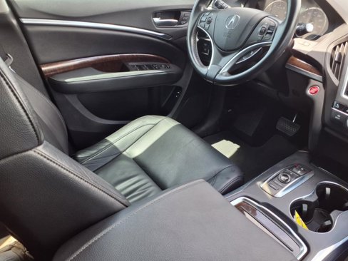 Used 2020 Acura MDX FWD image 16