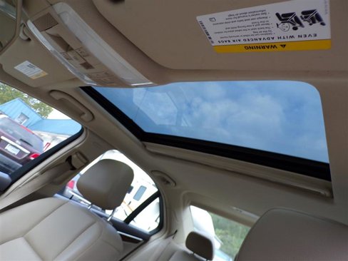 Used 2013 Mercedes-Benz C 300 4MATIC Sedan image 40