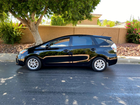 Used 2014 Toyota Prius V Three image 68