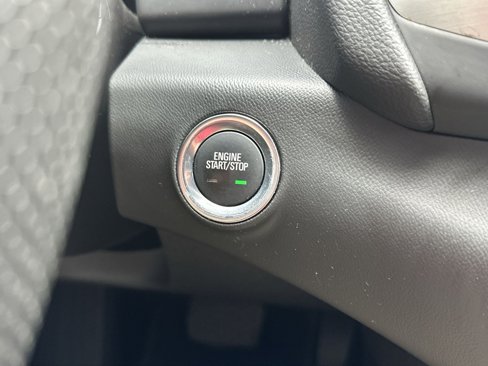 Certified 2022 GMC Terrain SLE w/ Driver Convenience Package image 29